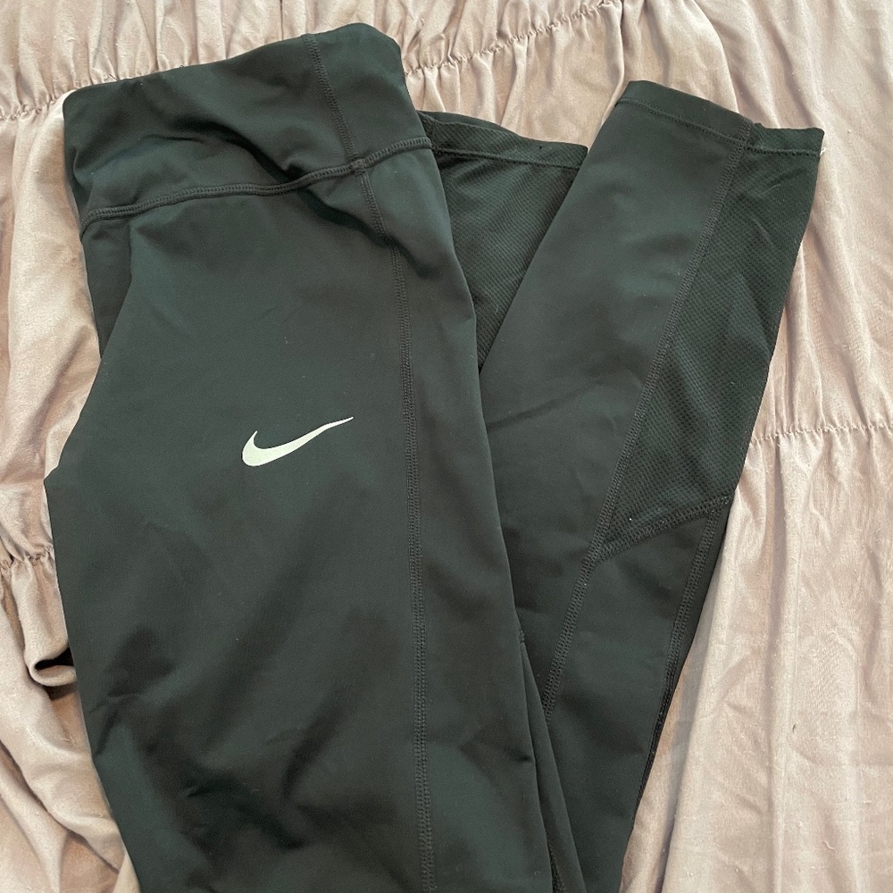 Women’s Nike Dri-Fit Bottoms Size Small